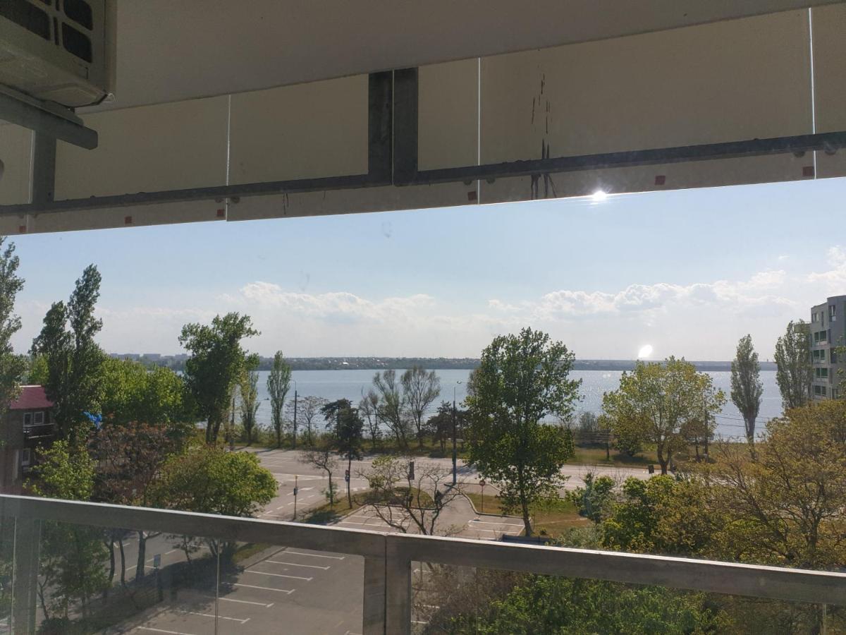 John's Luxury Apartment Mamaia